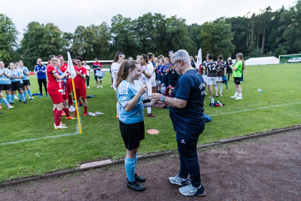 Bild 132 - Loewinnen Cup